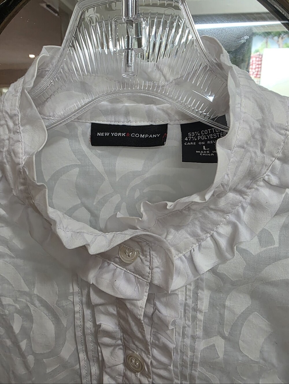 New York & Company White Ruffled Collar Button-Front Shirt Long Sleeve Size L - Picture 2 of 7